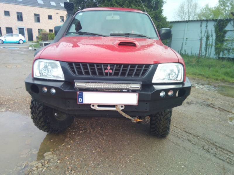 Mitsubishi l200 iii