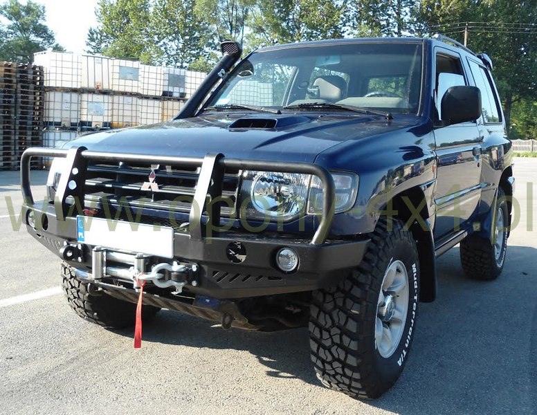 Bara fata OFF ROAD cu bullbar si placa troliu pentru Pajero II V33