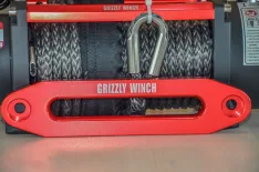Troliu electric Grizzly Winch 13000lbs 180:1 cu sufa sintetica
